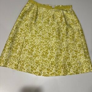 Banana Republic Floral Chartreuse Silk Pleated Skirt Size 0 Petite